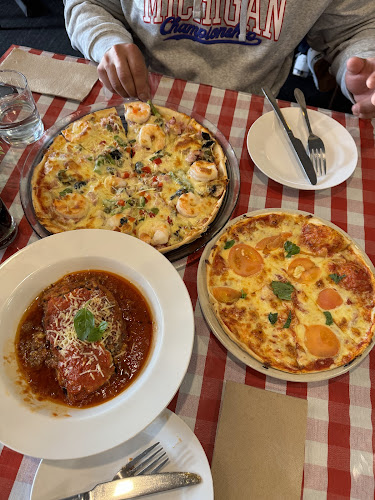 Reviews of Minos Italian/Mediterranean Cuisine in Auckland - Hospitality and gastronomy