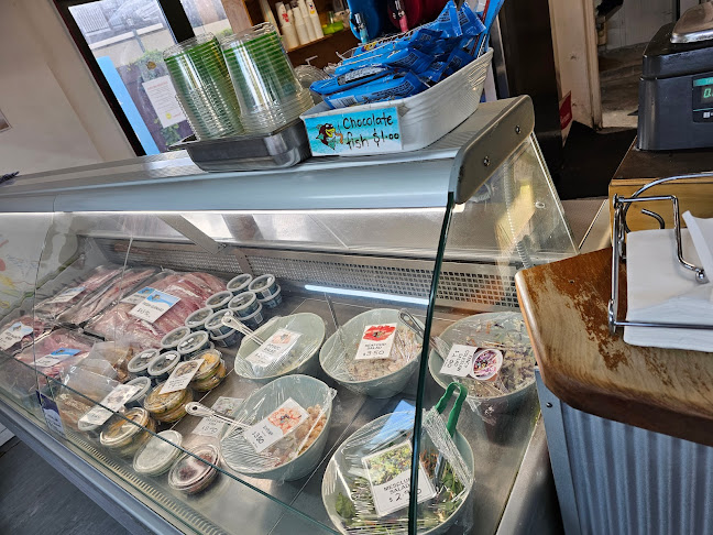 Coromandel Takeaways & Fresh Fish - Hospitality and gastronomy