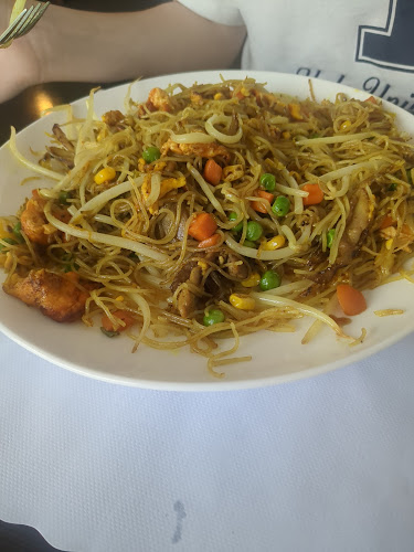 Sen Doe Thai Malay Restaurant Open Times