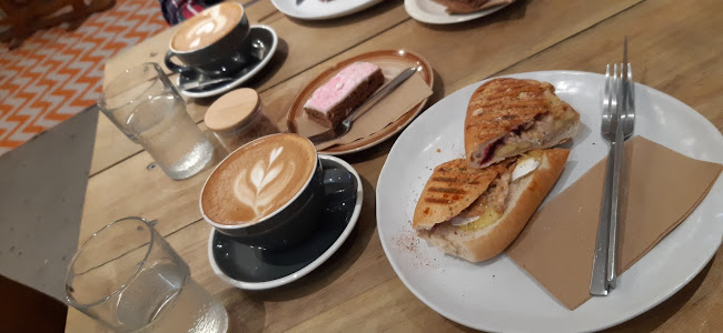 Comentarii opinii despre Ally & Sid