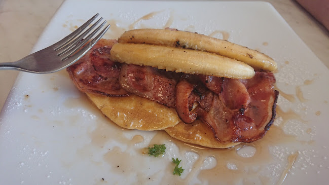 Comentarii opinii despre Top One Cafe