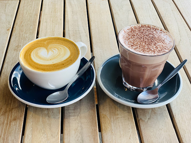 Comentarii opinii despre November Cafe Mairangi Bay