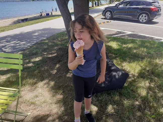 The New Yorker Ice Cream & More... - Hospitality and gastronomy