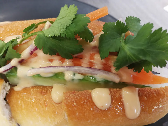 Comments and reviews of BMK - Bun Mee Kiwi