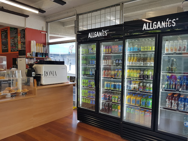 Comentarii opinii despre Roselands Cafe & Bakery