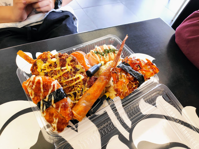 Niko Niko Sushi - Hospitality and gastronomy