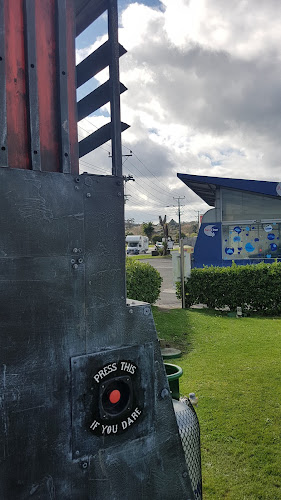 Hell Pizza Kumeu - Hospitality and gastronomy