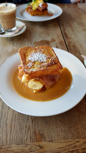 Humbug Cafe - Hospitality and gastronomy