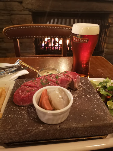 Pog Mahones Irish Pub & Restaurant - Hospitality and gastronomy