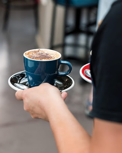 Opinii despre In The Neighbourhood Coffee House în Martinborough - Hospitality and gastronomy