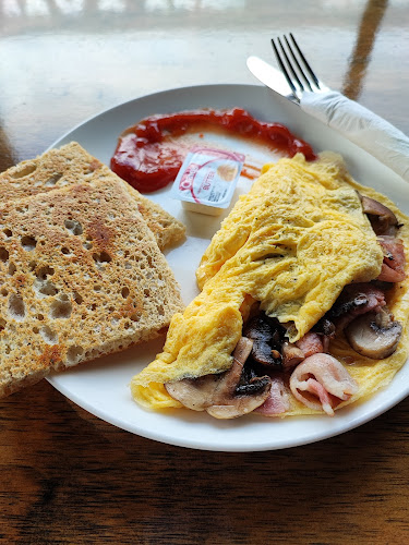 Comentarii opinii despre Victoria Park Cafe