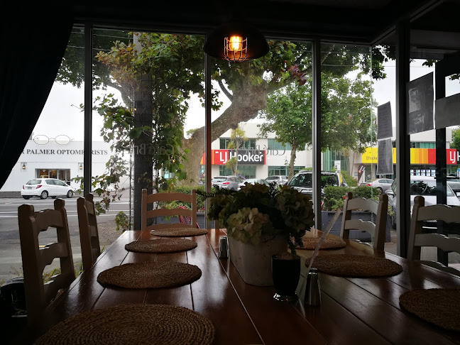 218 Broadway Avenue, Palmerston North Central, Palmerston North 4410, New Zealand