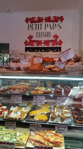 Petit Paris Open Times