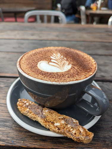 Comentarii opinii despre Fedeli Cafe