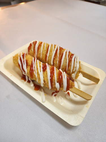 Ling's Fastfood - Hospitality and gastronomy