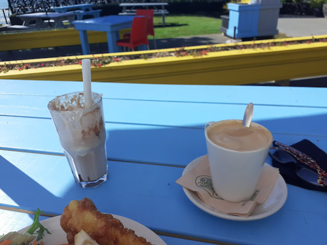 Comentarii opinii despre Maketu Beachside Cafe & Restaurant