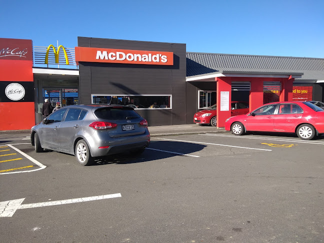 McDonald's Petone - Hospitality and gastronomy