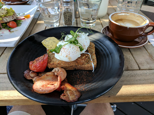 Opinii despre Seven Hills Cafe, Restaurant and Bar în Auckland - Hospitality and gastronomy