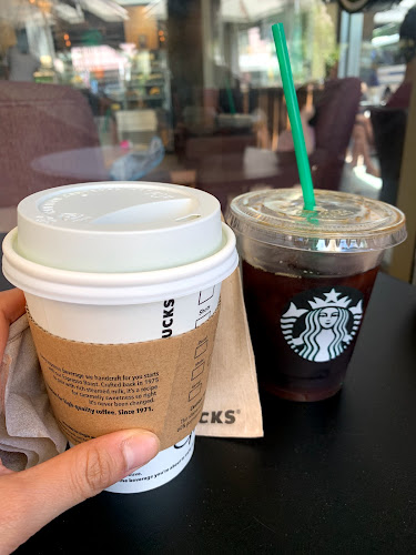 Comentarii opinii despre Starbucks Browns Bay