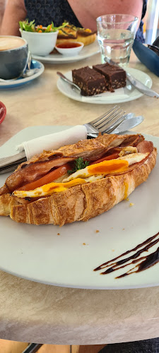 Licorice Cafe - Hospitality and gastronomy