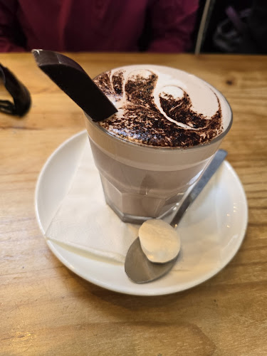 Comentarii opinii despre C3 Factory