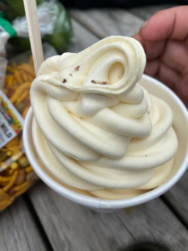 Cream Ice Cream - Hospitality and gastronomy