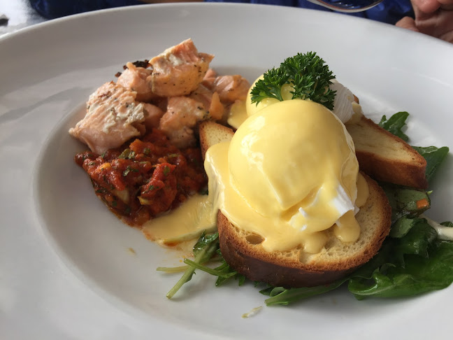 Comentarii opinii despre Raupo Cafe, Restaurant & Traiteur