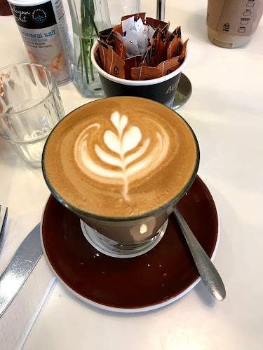 Cafe Hibiscus Open Times