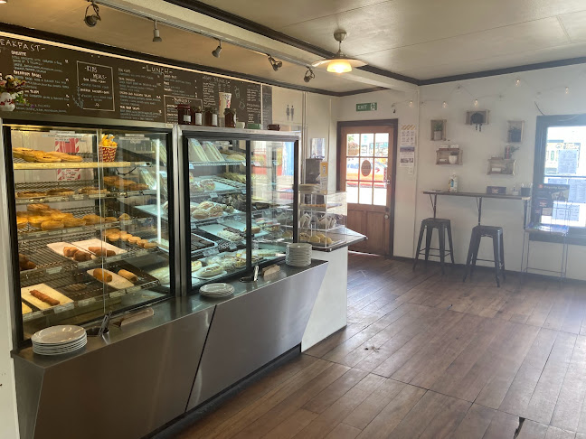 123 Cambridge Avenue, Ashhurst 4810, New Zealand