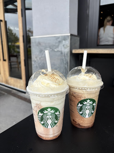 Starbucks Botany Town Centre - Auckland