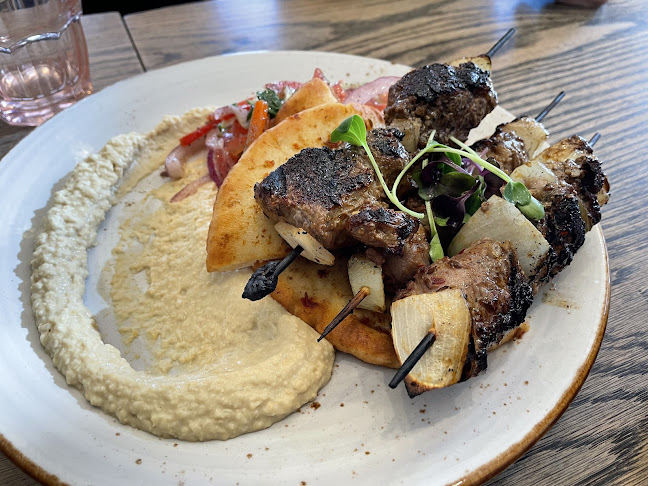 Comments and reviews of Frasers