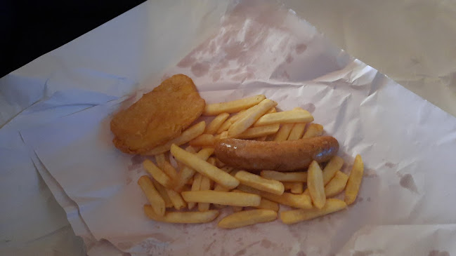 Queenwood Chinese Takeaway - Hospitality and gastronomy