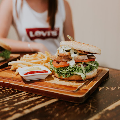 Comentarii opinii despre Marbecks Cafe & Foodstore