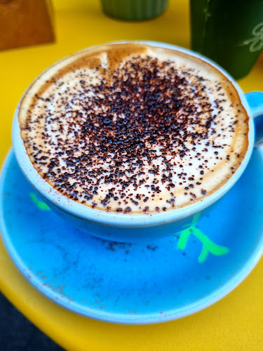 Third Wheel Coffee Co. - Hospitality and gastronomy