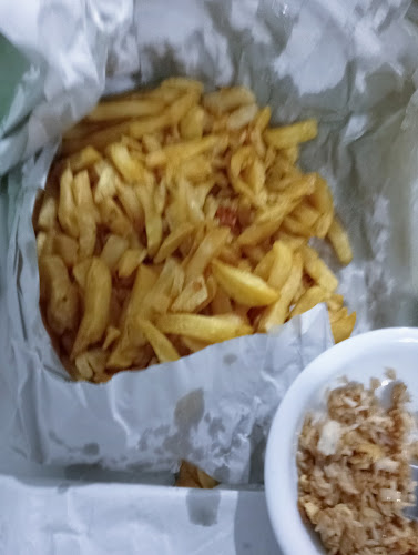 Comentarii opinii despre New Crystal Chinese & European Takeaways