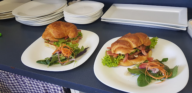 Apple Quarters Cafe Phone number