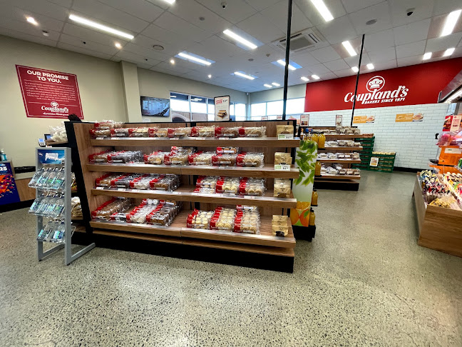 Coupland's Bakeries - Linwood - Hospitality and gastronomy