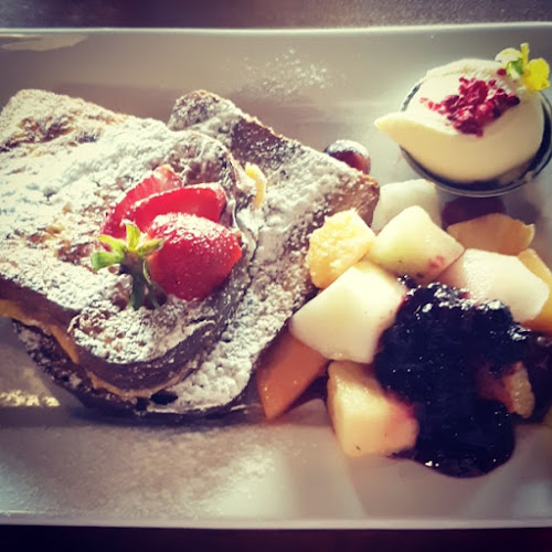 Baked On Alexandra - Hospitality and gastronomy