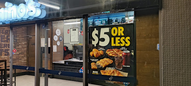 Domino's Pizza New Lynn - Hospitality and gastronomy