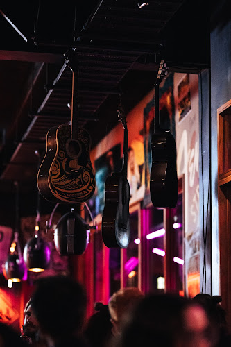 Fat Eddie's - Hospitality and gastronomy