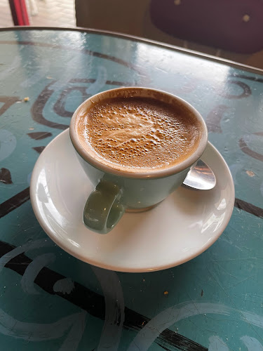 Deluxe Cafe - Hospitality and gastronomy