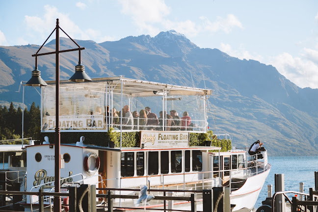 Perky's - Floating Bar Queenstown - Hospitality and gastronomy