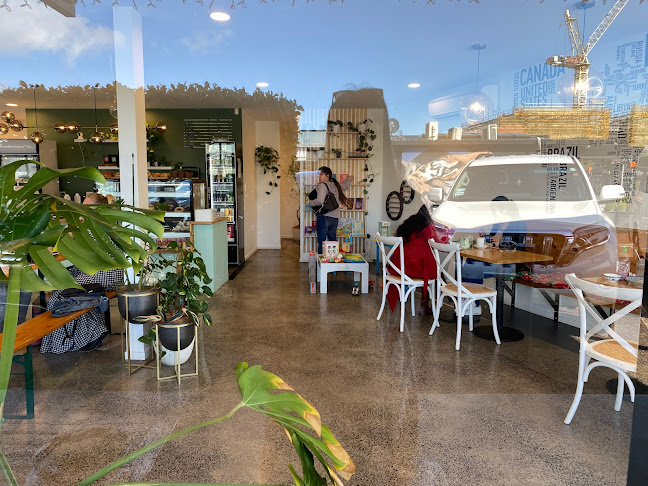 Unit 1&2/408 Beach Road, Mairangi Bay, Auckland 0630, New Zealand