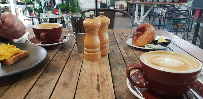 Comentarii opinii despre Changed ownership