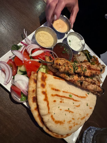 Opinii despre Costas Taverna Greek Restaurant and Ouzo Bar în Christchurch - Hospitality and gastronomy