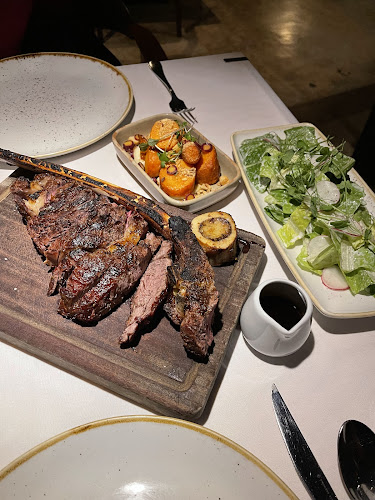 Bessie - Hospitality and gastronomy