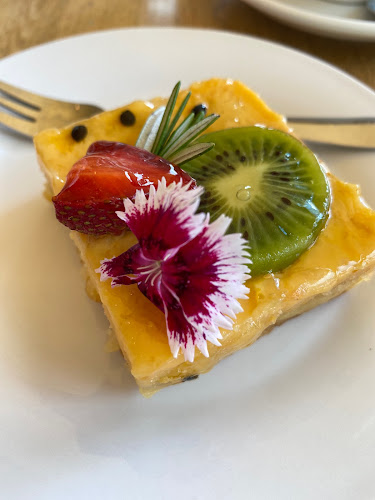 100 Colonial Road, Chatswood, Auckland 0626, New Zealand