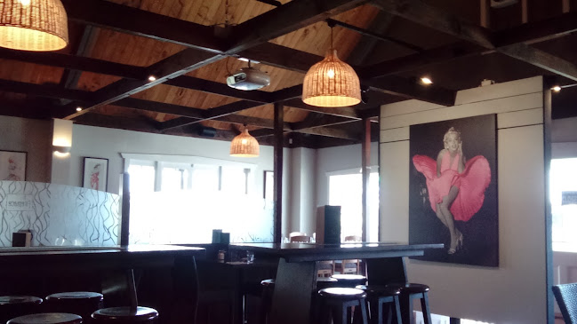 The Hive Bar & Restaurant Phone number