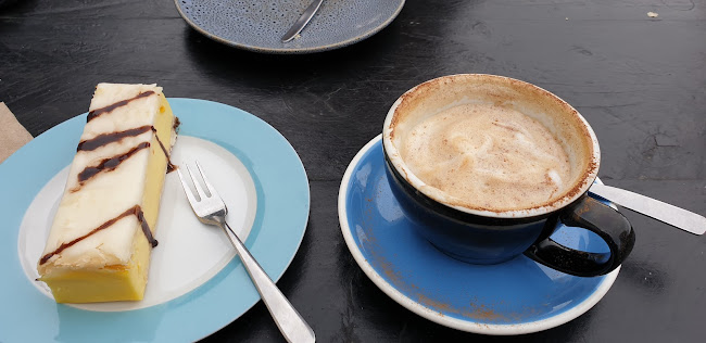 Little Kitchen Cafe - Mangōnui