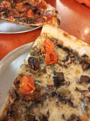 Vinci's Pizza - Hospitality and gastronomy